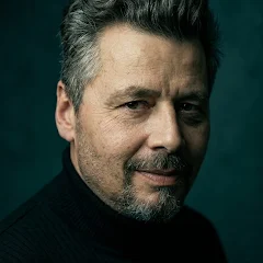 NICOLAS MOREAU